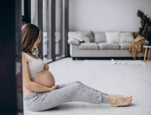 Jak zmniejszyć opuchliznę nóg w ciąży i po porodzie